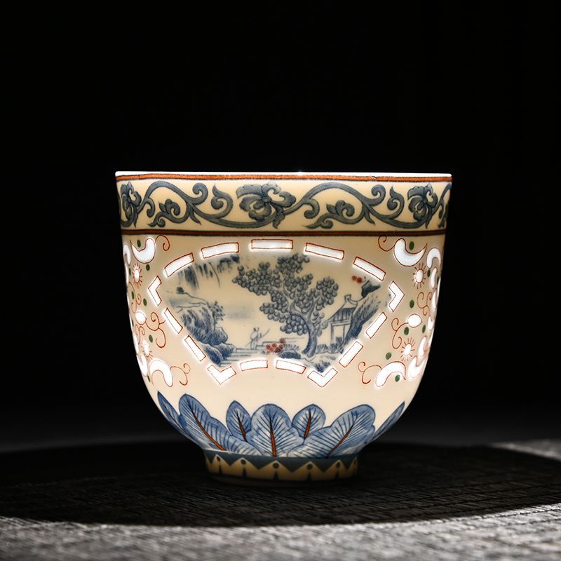Blue and White Linglong Porcelain Hollow Teacup