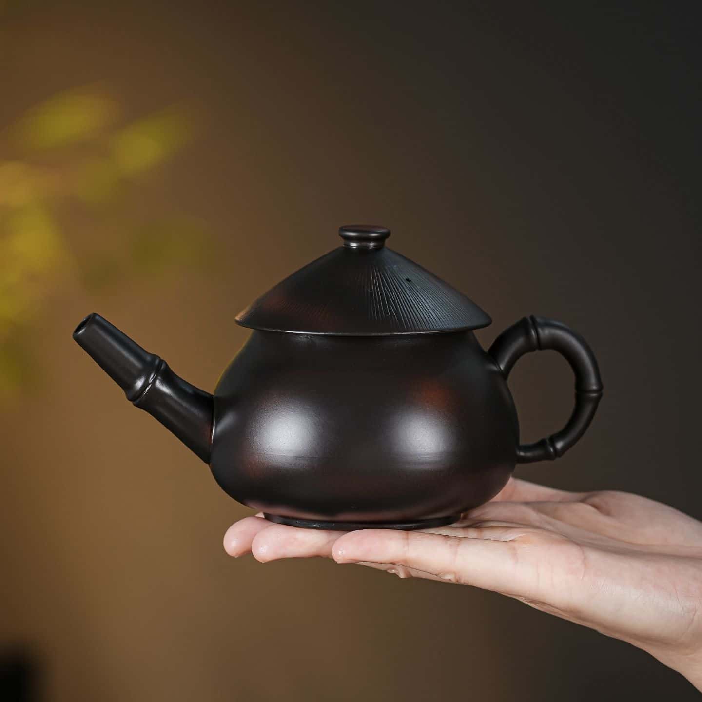 Handcrafted Frosted Yixing Purple Clay Teapot with Jianghu Swordsman Style