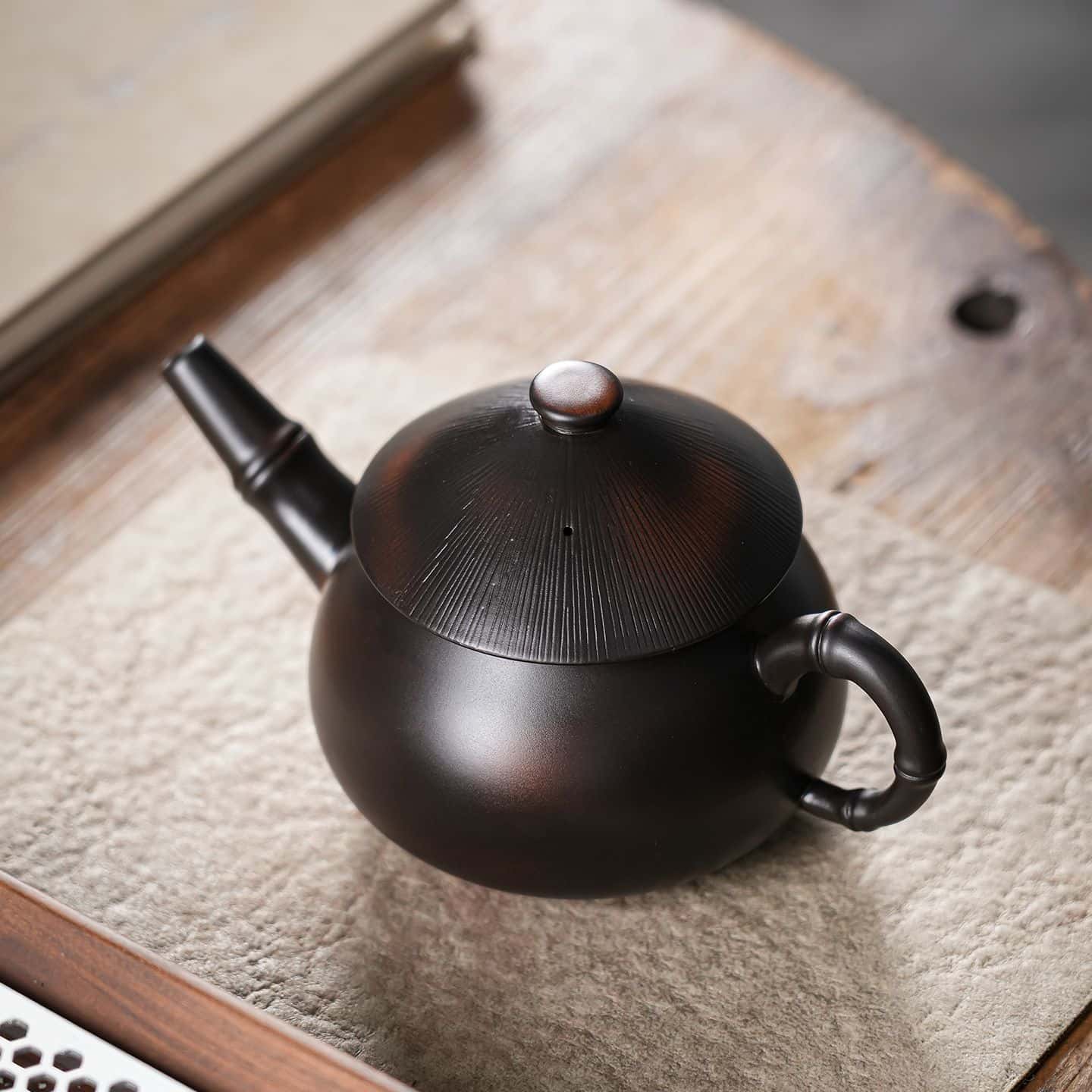 Handcrafted Frosted Yixing Purple Clay Teapot with Jianghu Swordsman Style