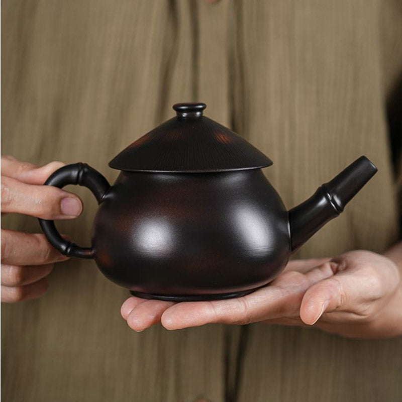 Handcrafted Frosted Yixing Purple Clay Teapot with Jianghu Swordsman Style