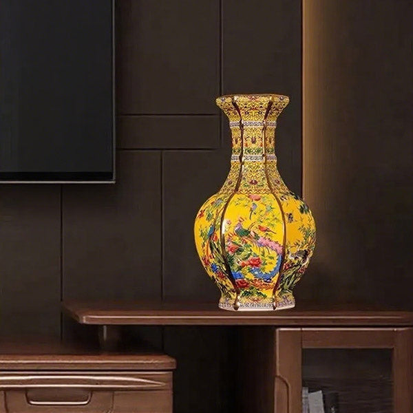 Handcrafted Imitation Qianlong Enamel Chinese Ceramic Vase