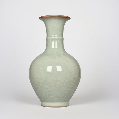 Jingdezhen Celadon Vase Ice-Crackle Pattern